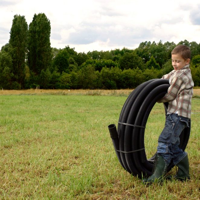 Little boy with tubes BE